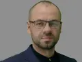 Czy Marek Skoczylas jest lekarzem? Poznaj jego kwalifikacje i doświadczenie