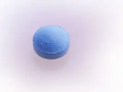 Niebieska tabletka, która może pomóc w rozwiązaniu problemów z potencją. Gdzie kupić viagra bez recepty?